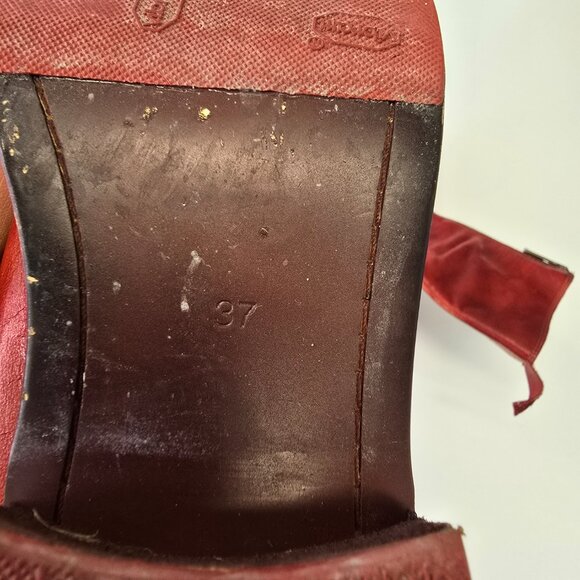 Guidi Distressed Front Zipped Ankle Boots - Picture 14 of 16